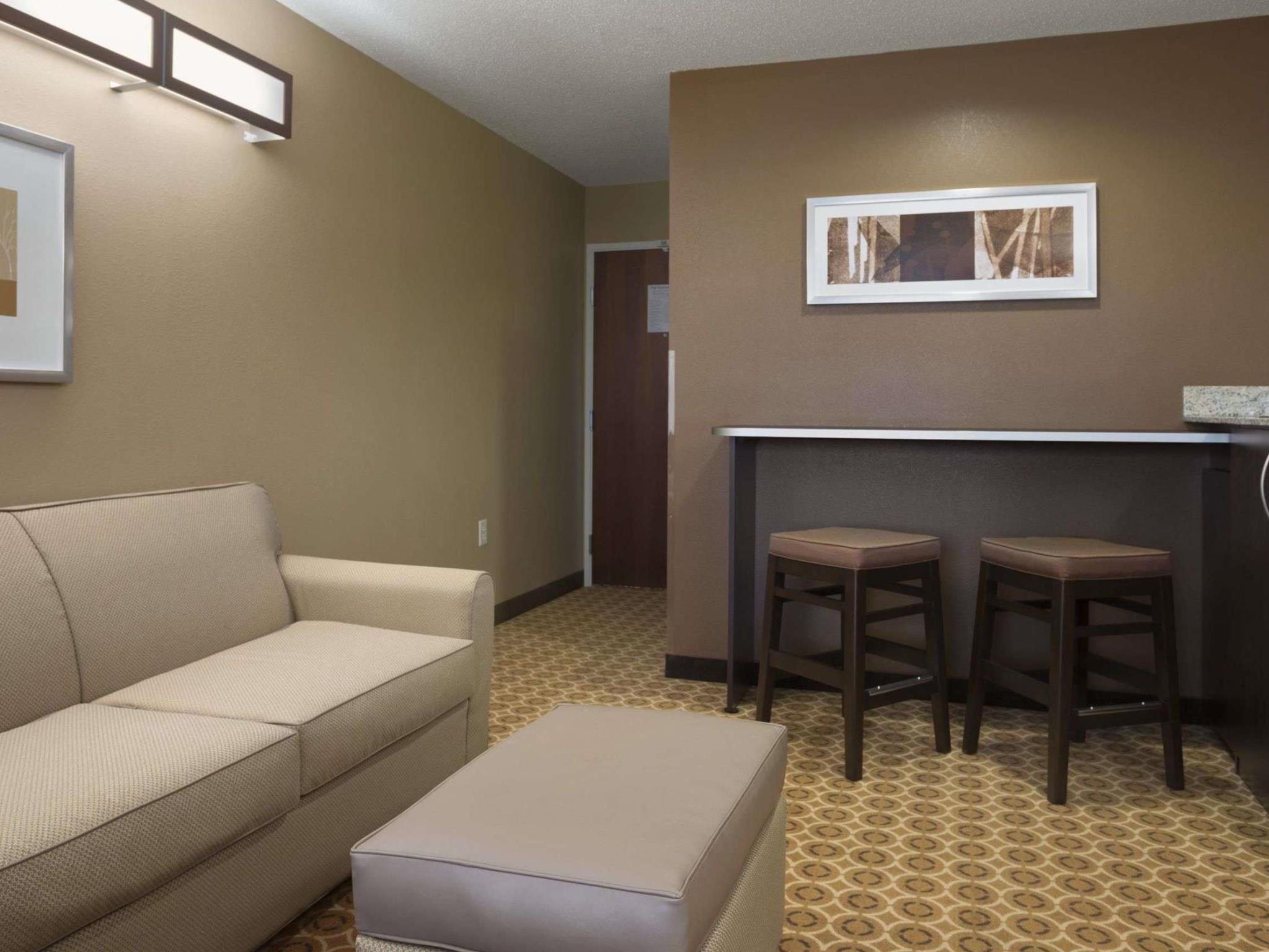 Microtel Inn & Suites פיירמונט מראה חיצוני תמונה